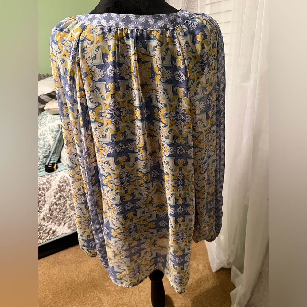 Tunic - Picture 3 of 5